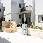 Host In Italy - Magnifica Con Giardino Nel Centro Lecce
