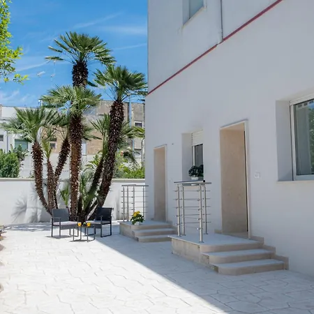 Magnifica Con Giardino Nel Centro Apartment *