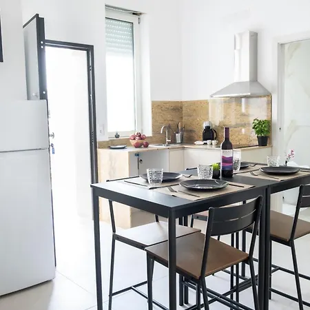 Host In Italy - Magnifica Con Giardino Nel Centro