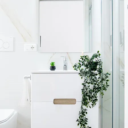 Host In Italy - Magnifica Con Giardino Nel Centro * Lecce
