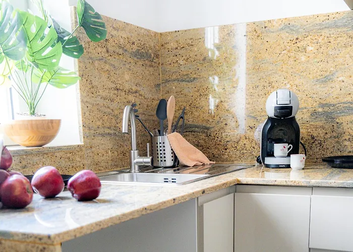 Magnifica Con Giardino Nel Centro アパート レッチェ